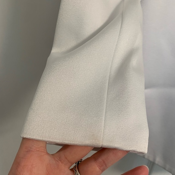 ALICE + OLIVIA Myra Notch Lapel Blazer Romper - Picture 6 of 16